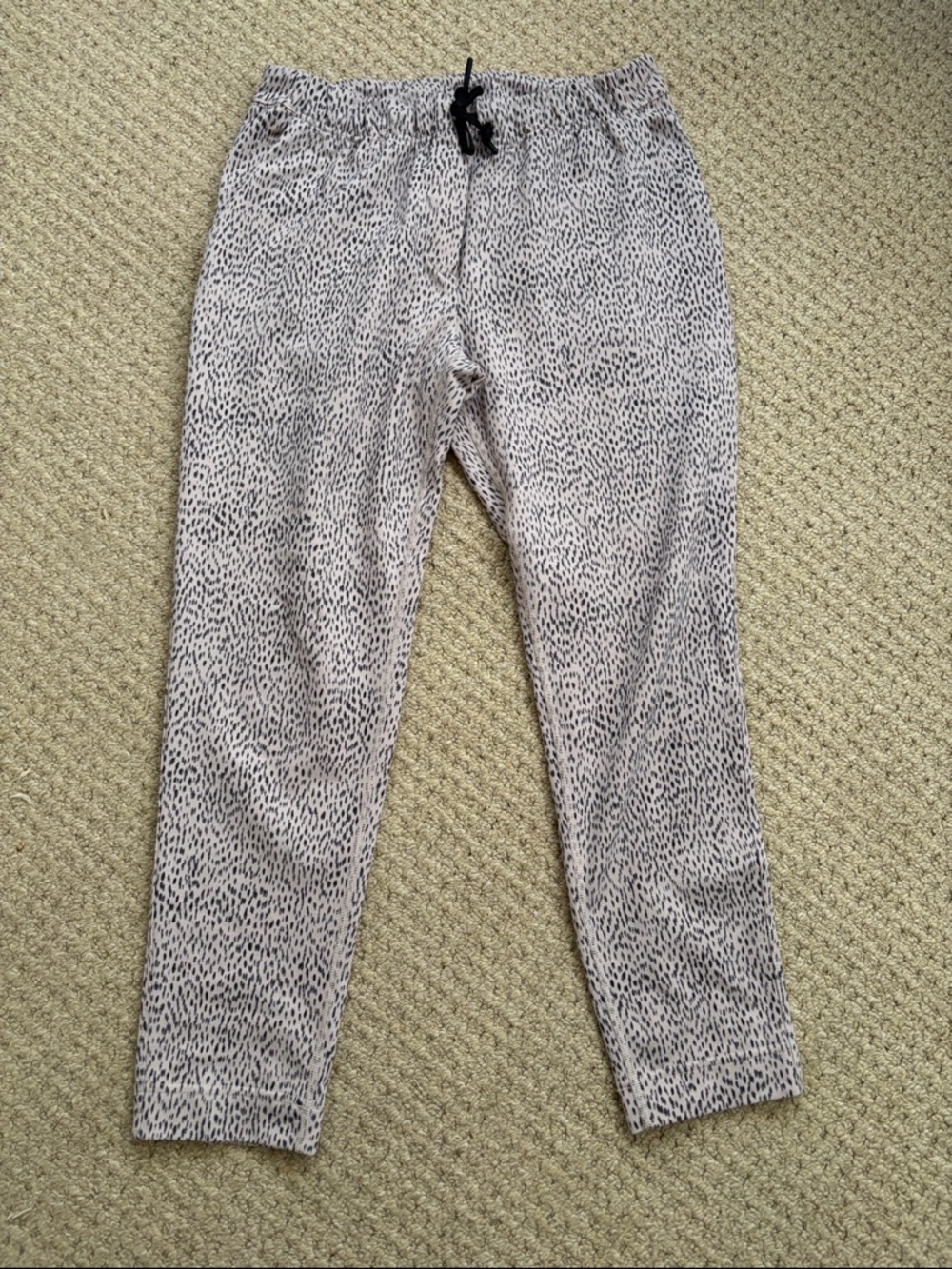 Lululemon Jet Crop Dottie Dash Grain Black Slim Leg
